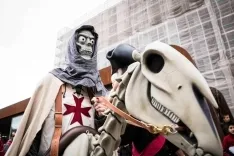 Foto 6 - Galer&iacute;a: Conoce los entresijos de los cabezudos sorianos