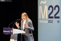 El PP pasa al ataque a dos bandas / María Ferrer
