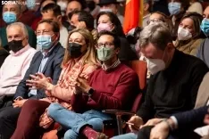 El PP pasa al ataque a dos bandas / María Ferrer