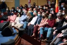 El PP pasa al ataque a dos bandas / María Ferrer