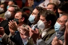 El PP pasa al ataque a dos bandas / María Ferrer