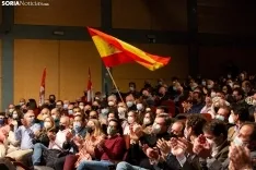 El PP pasa al ataque a dos bandas / María Ferrer