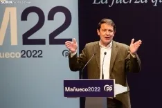 El PP pasa al ataque a dos bandas / María Ferrer