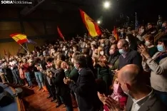El PP pasa al ataque a dos bandas / María Ferrer