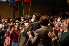 El PP pasa al ataque a dos bandas / María Ferrer