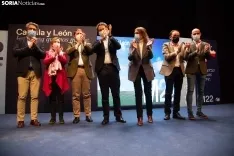 El PP pasa al ataque a dos bandas / María Ferrer