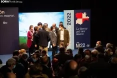 El PP pasa al ataque a dos bandas / María Ferrer