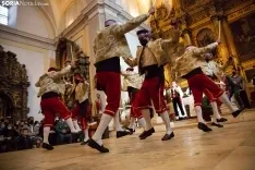 Danzas del Paloteo / María Ferrer