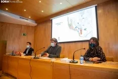Centro de Refugiados / María Ferrer