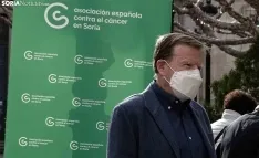 Mesa en Soria capital por el Día Mundial Contra el Cáncer.