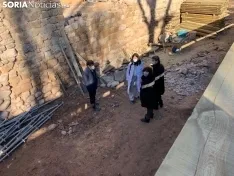 Foto 3 - M&iacute;nguez anuncia la compra del 50% del Convento de San Agust&iacute;n en su visita a la muralla