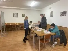 Foto 39 - Galer&iacute;a de im&aacute;genes: as&iacute; se ha votado en los pueblos de la provincia