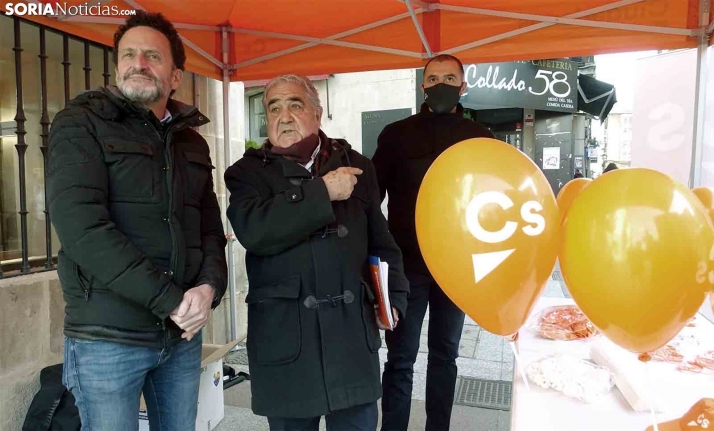 Edmundo Val (Cs) avisa de la guerra de trincheras que pueden originar los partidos locales