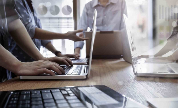 Castilla y León, Andalucía y la Comunidad Valenciana colaboran para fomentar las competencias digitales entre la ciudadanía