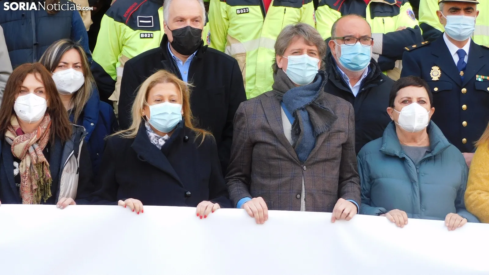 Foto 11 - Las instituciones sorianas mandan su apoyo a Ucrania a trav&eacute;s de la concentraci&oacute;n de FEMP