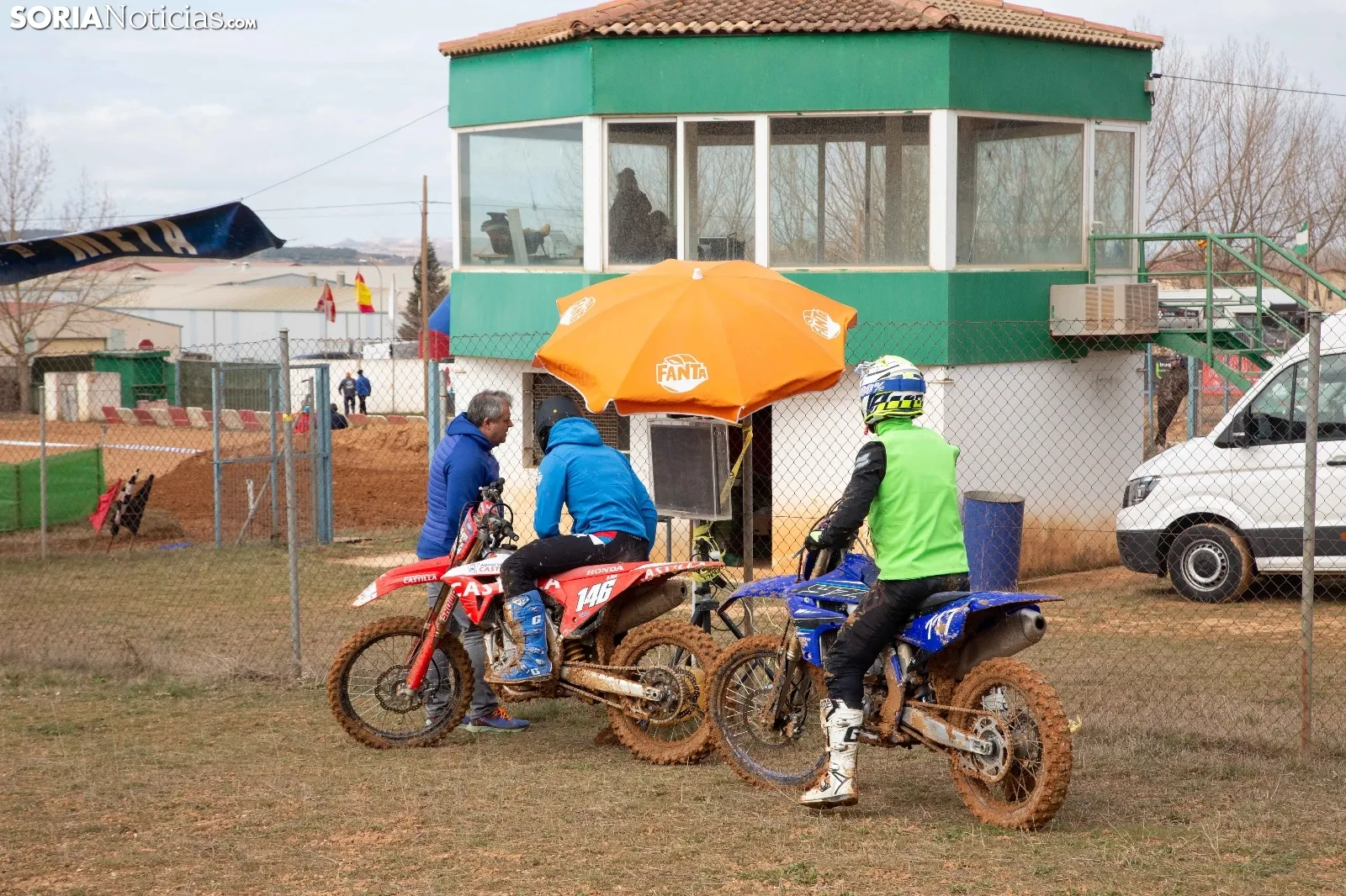 Motocross San Esteban / María Ferrer