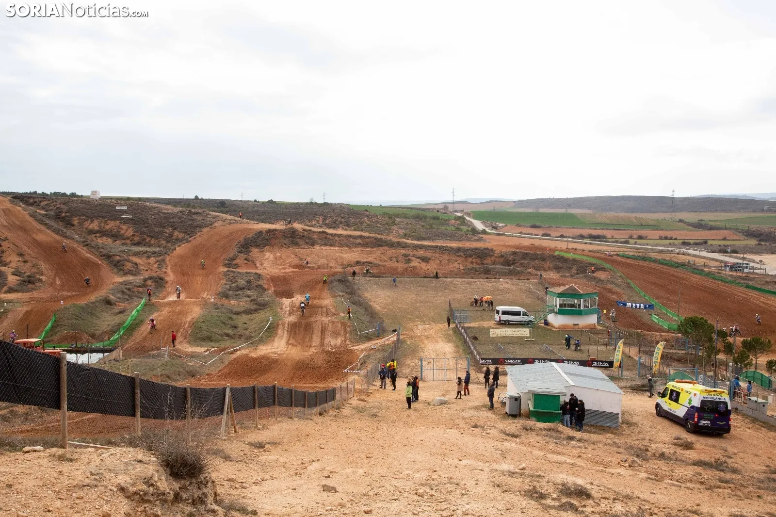 Motocross San Esteban / María Ferrer