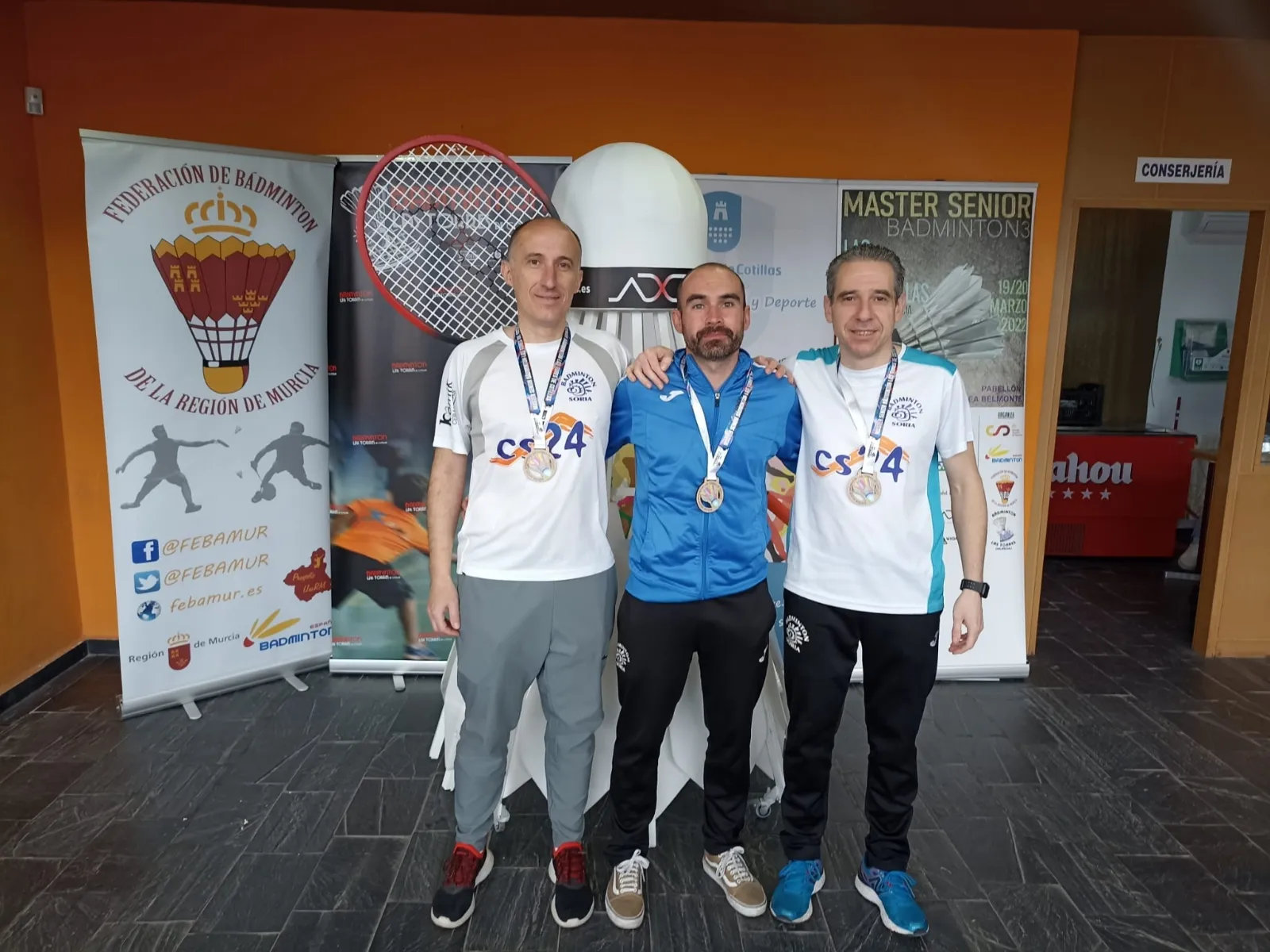 Foto 2 - Las sorianas y hermanas Ana y Natalia Sanz, campeonas de Castilla y Le&oacute;n de b&aacute;dminton