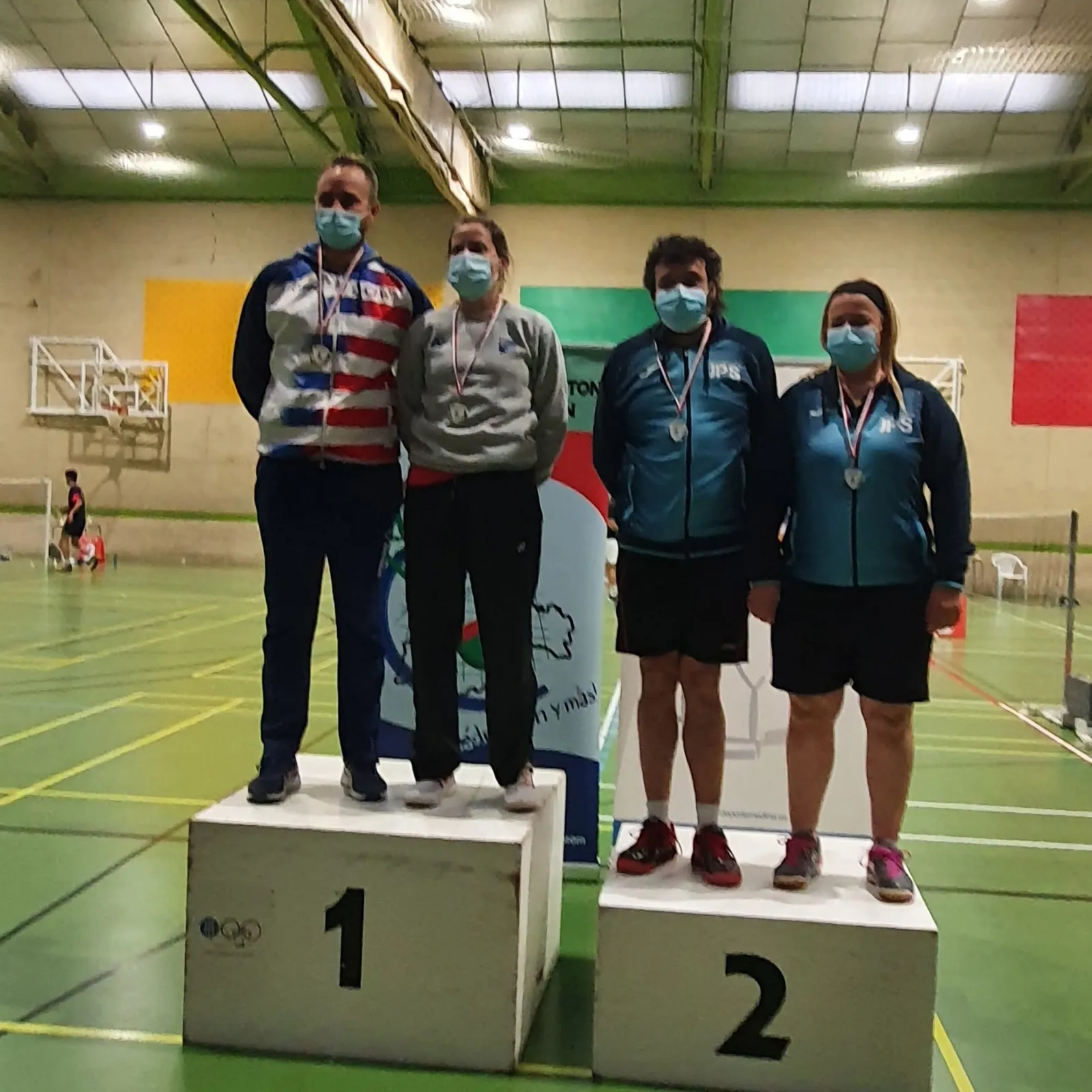 Foto 2 - Buenos resultados del b&aacute;dminton soriano en Medina del Campo