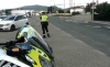Un agente de la GC en la travesía de la N-122 en Matalebreras. /SdG