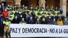 Foto 4 - Las instituciones sorianas mandan su apoyo a Ucrania a trav&eacute;s de la concentraci&oacute;n de FEMP