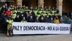 Foto 3 - Las instituciones sorianas mandan su apoyo a Ucrania a trav&eacute;s de la concentraci&oacute;n de FEMP