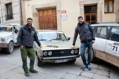 Coches antiguos Plaza Mayor / María Ferrer