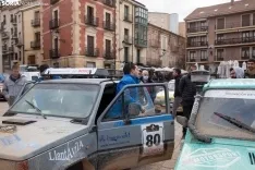 Coches antiguos Plaza Mayor / María Ferrer