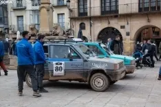 Coches antiguos Plaza Mayor / María Ferrer
