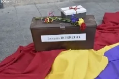 Homenaje de la asociación Recuerdo y Dignidad.