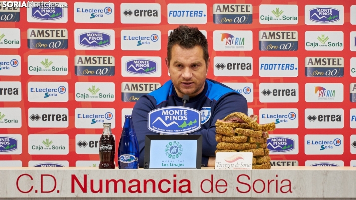 D. Martínez: Creo que los árbitros están perjudicando al Numancia