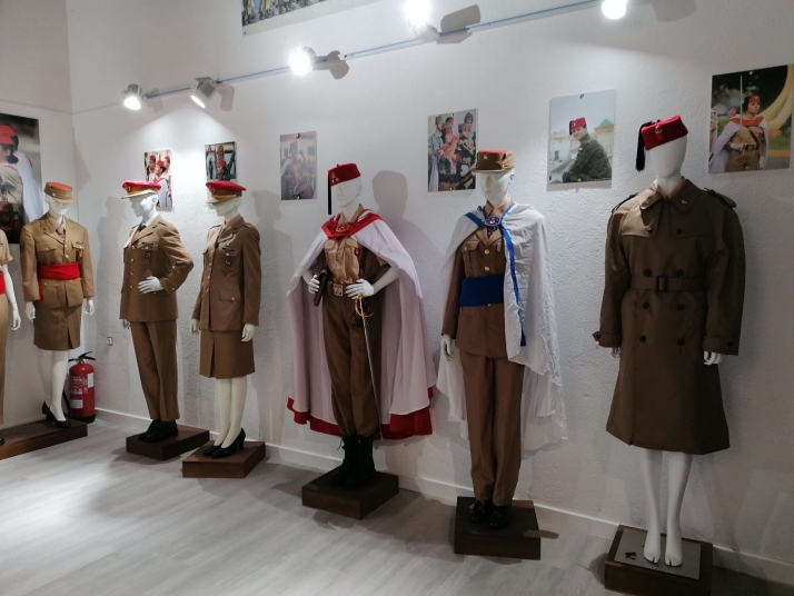 Galería: presentada la exposición de uniformes militares españoles con la colección Mujeres de uniforme