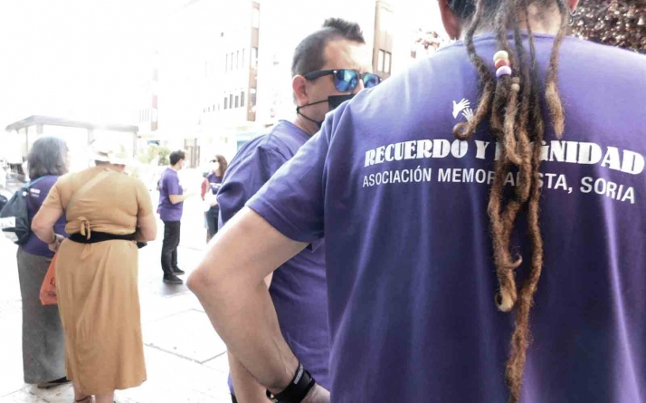 Recuerdo y Dignidad inicia la protección de las fosas comunes del cementerio de Las Casas