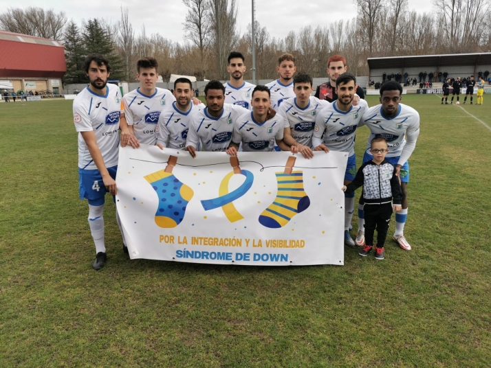 El Almazán sigue con paso firme, el Numancia B se mete en problemas