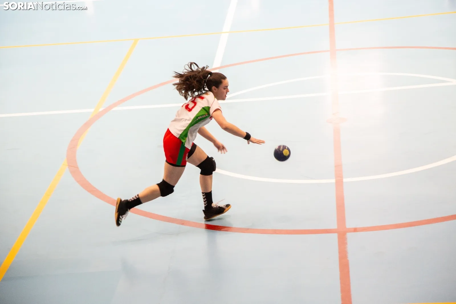 balonmano español / María Ferrer