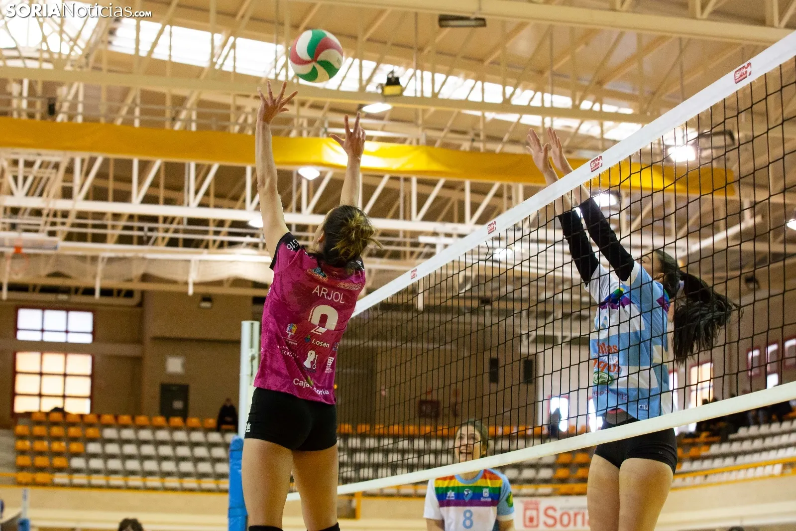 Derby voleibol María Ferrer