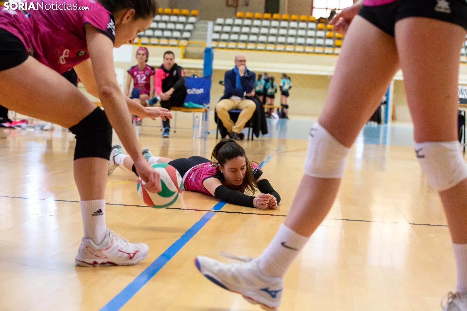 Derby voleibol María Ferrer