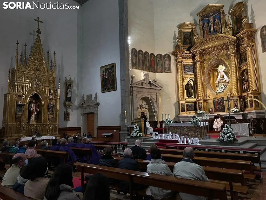 Una imagen de la Basílica de Los Milagros en la Vigilia Pascual. /NG