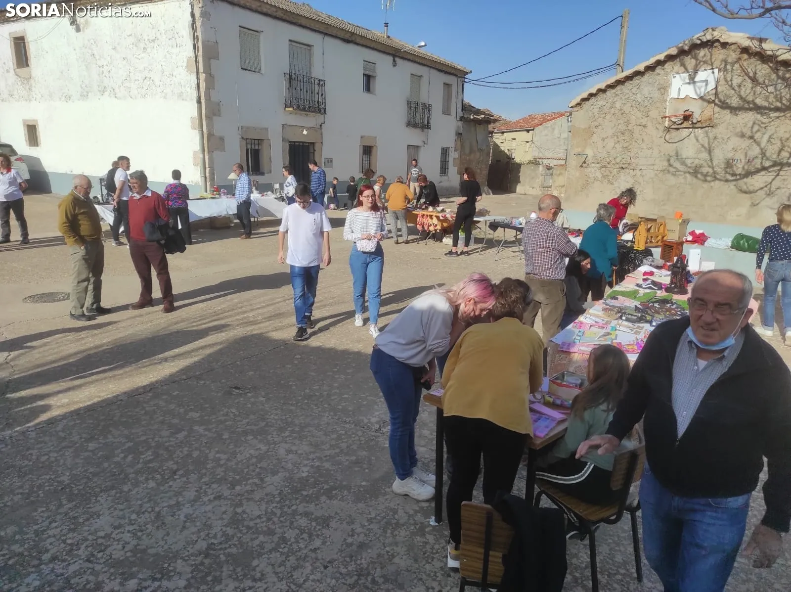 Una imagen del mercado en Velilla hoy. /VA