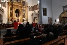 Imagen de la celebración litúrgica durante la tarde de este Viernes Santo. /Nacho Grijalbo