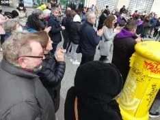 Una imagen de la concentración hoy en la plaza de Las Mujeres. /SN