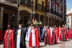 Domingo de Pascua: Reencuentro / María Ferrer