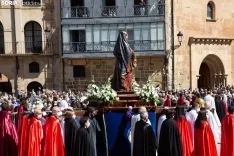 Domingo de Pascua: Reencuentro / María Ferrer