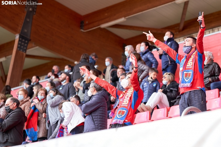 ¿Cuándo fue la última vez que los aficionados rojillos celebraron un gol del Numancia sin mascarilla? 