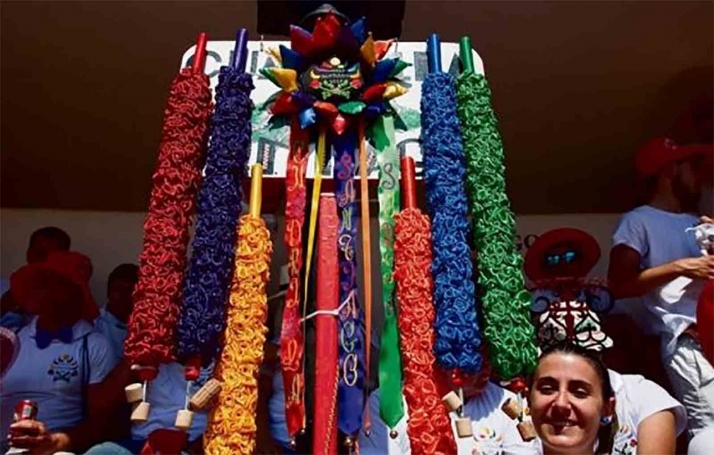 Vuelve el taller de cachirulos y banderillas