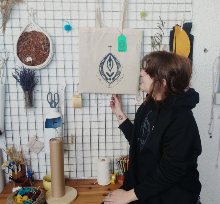 La respuesta de Laura, la autora del taller ‘Píntate el toto’ de Soria: No tenemos que pedir permiso para poner un título