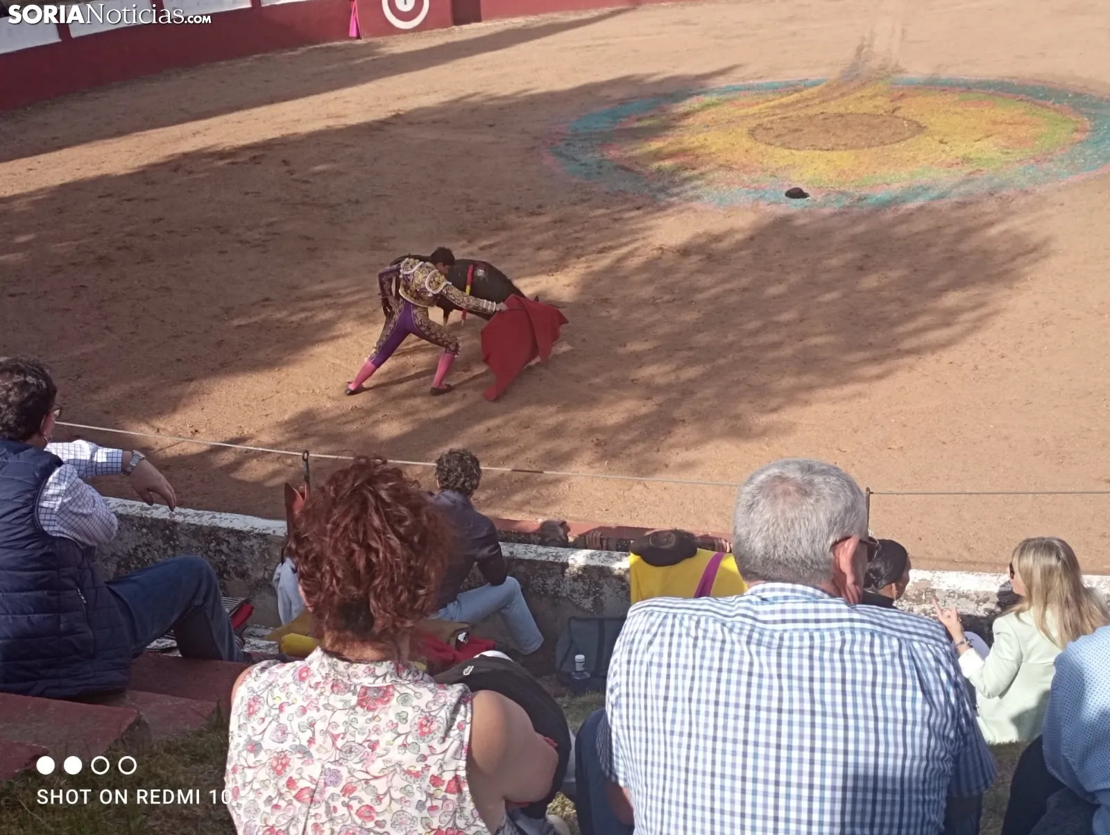 Una imagen de la tarde taurina hoy en Quintana. /SL