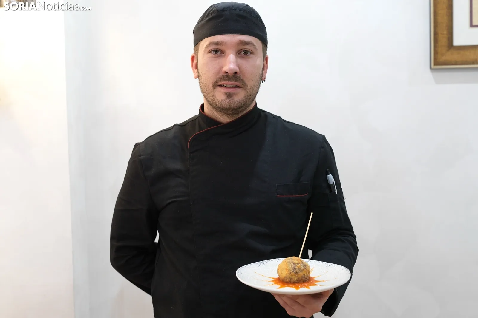 Croquetón y el cocinero del Hotel, Juan Diego Pascual.