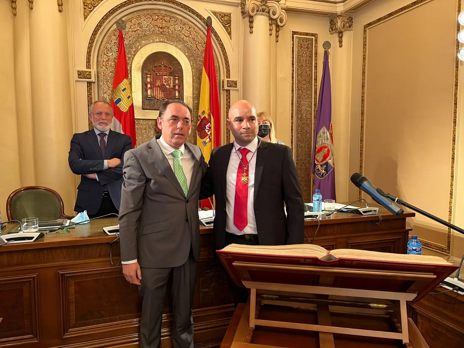 Toma de posesión como diputado de Matías Ágreda.