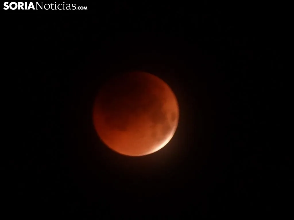 Eclipse lunar mayo 2022.